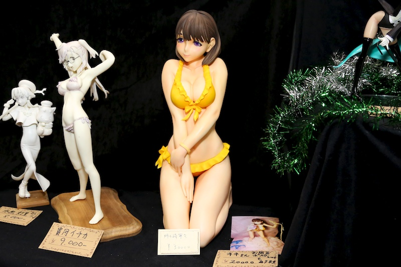 Illustration for article titled Treasure These Miniature Plastic Heroines